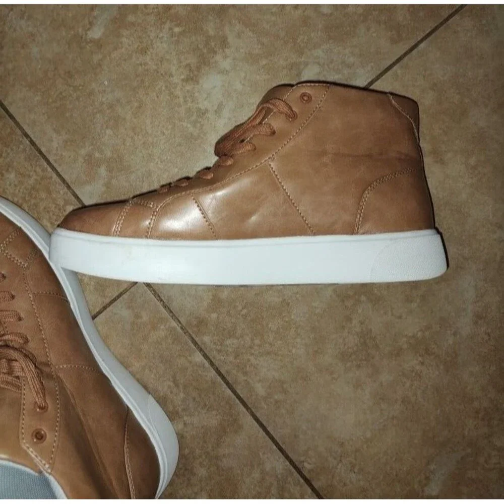 Men's INC International Consepts Rhett High-Top Soft Beige Sneakers Size 10